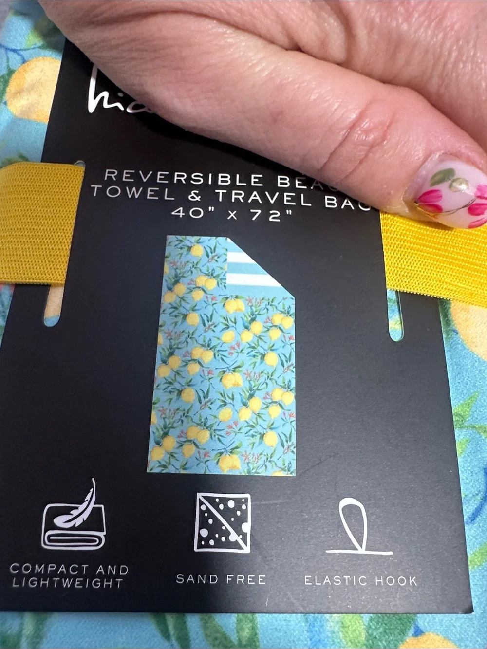 Nicole Miller lemon reversible beach towel and travel bag